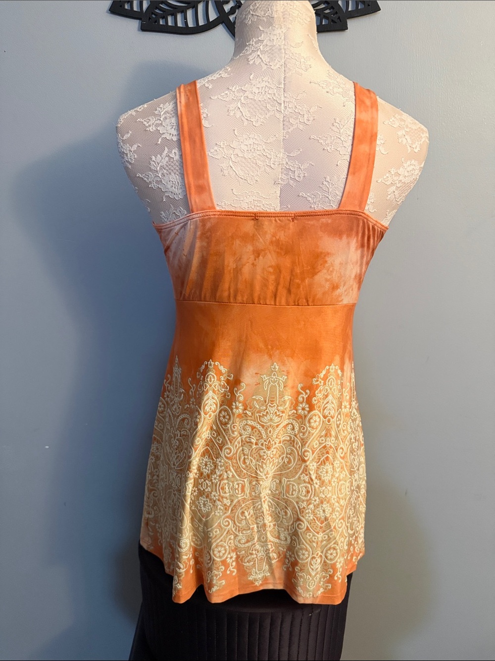 Venus Embellished Orange Crochet Necklace Tank Top M - Picture 3 of 4